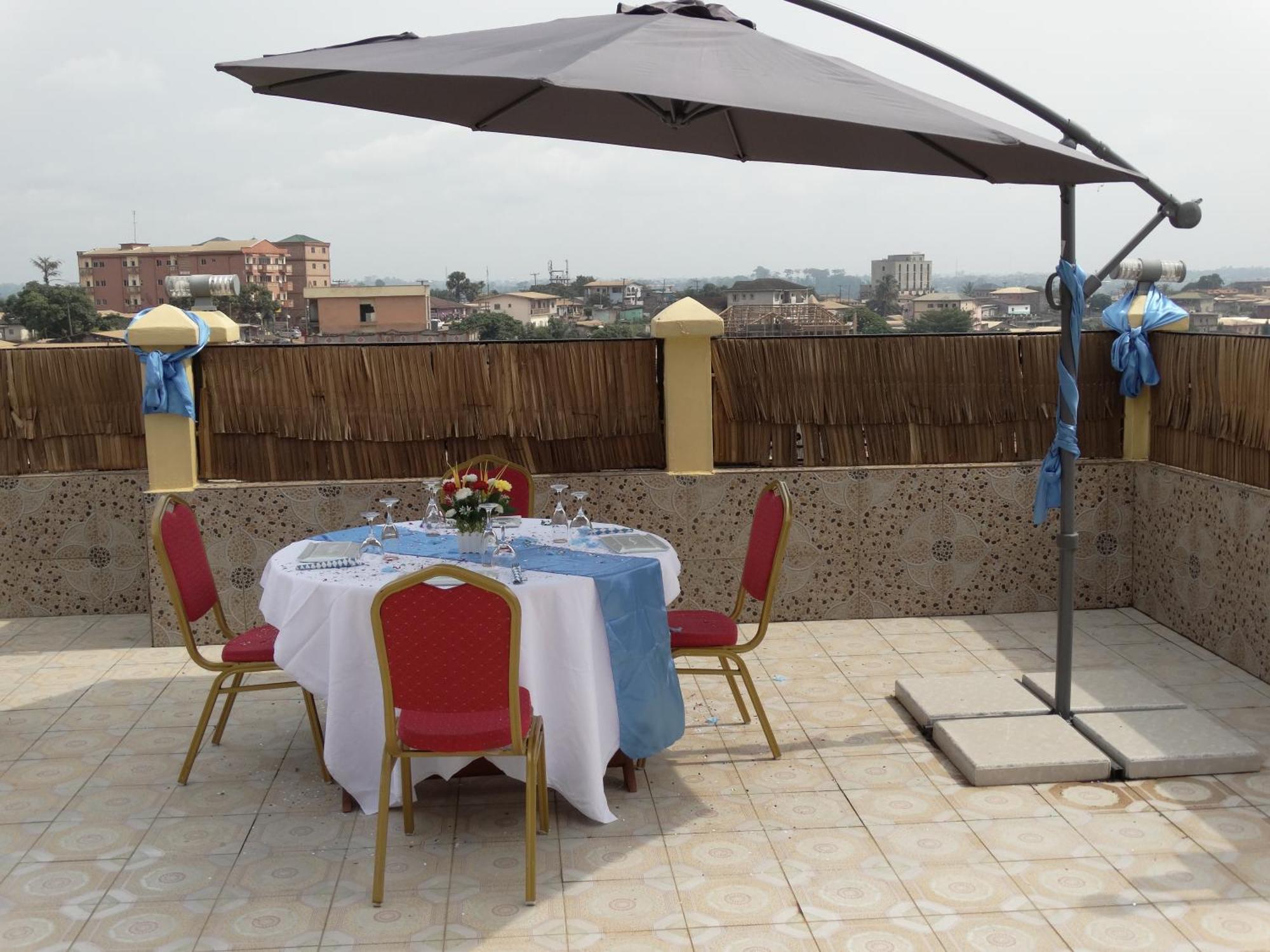 Safyad Hotel Yaoundé Kültér fotó