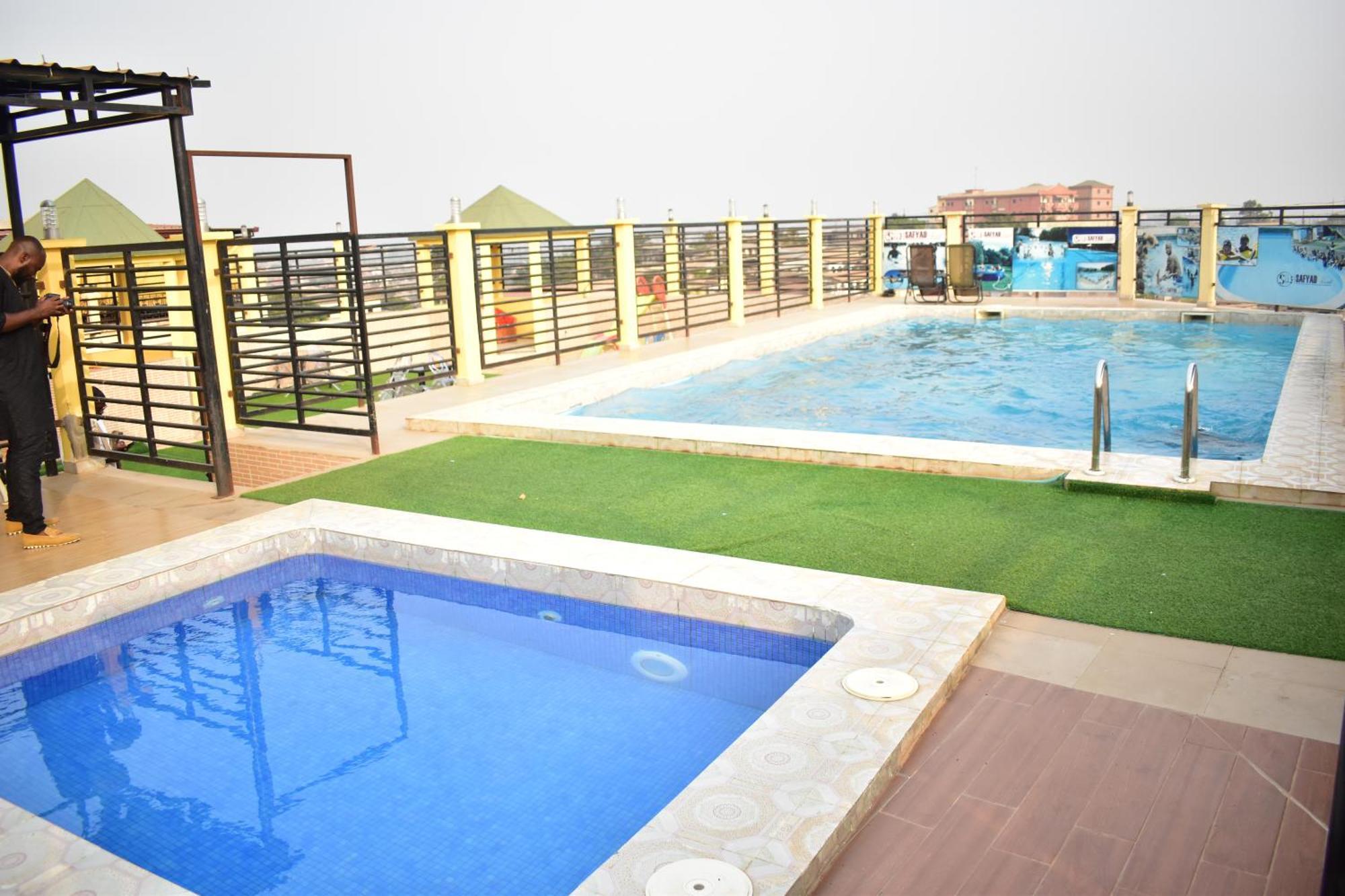 Safyad Hotel Yaoundé Kültér fotó