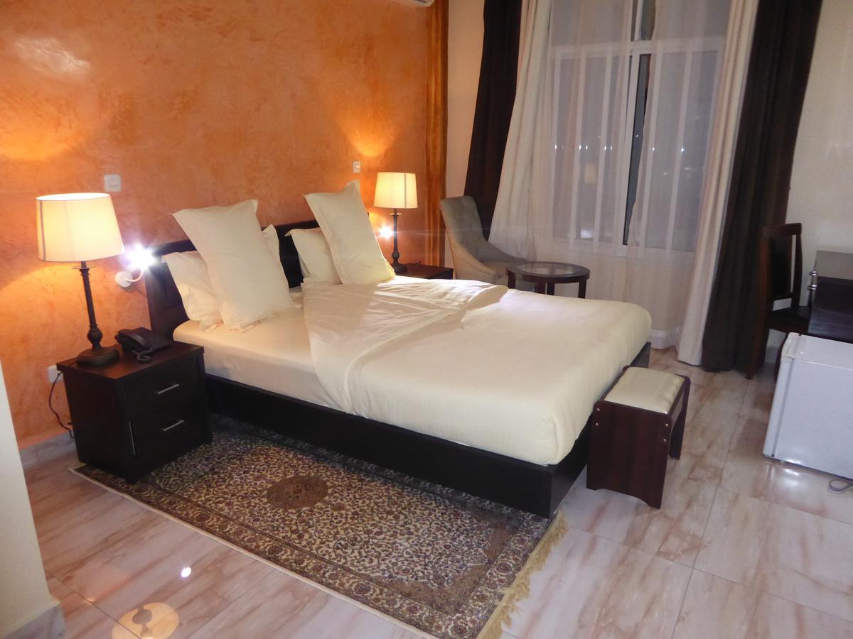 Safyad Hotel Yaoundé Kültér fotó