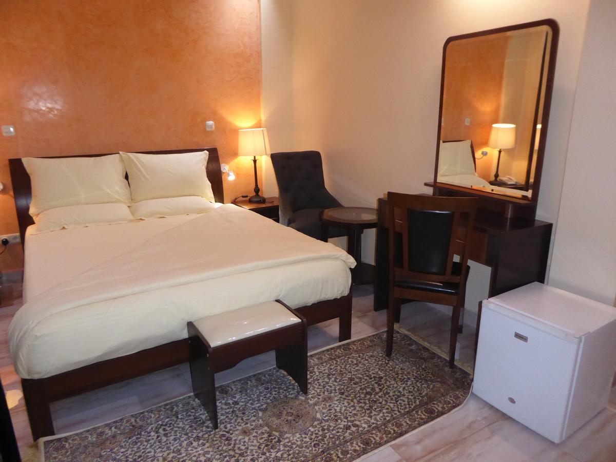 Safyad Hotel Yaoundé Kültér fotó